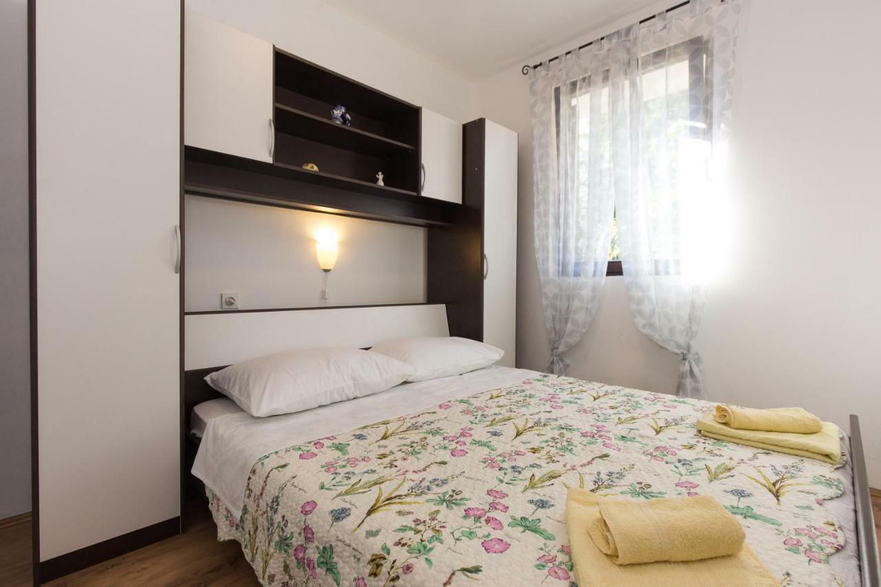 Apartments Karen คิร์ก ภายนอก รูปภาพ